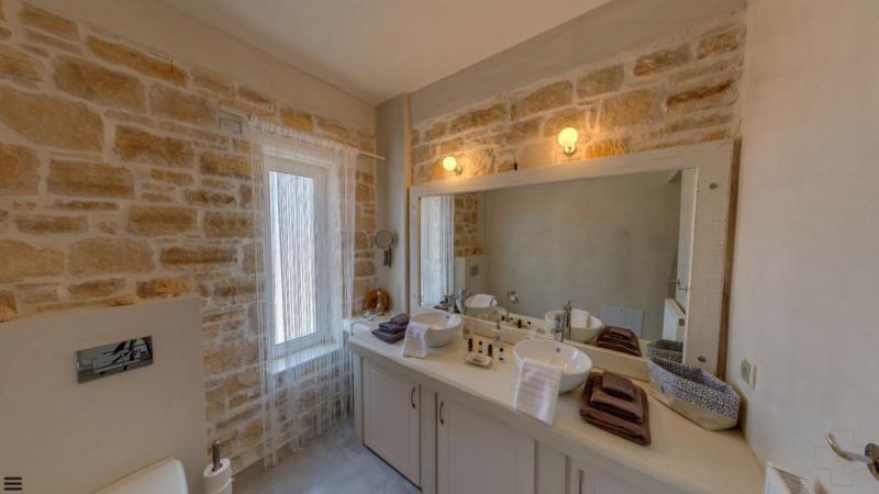 Photos for house 642349