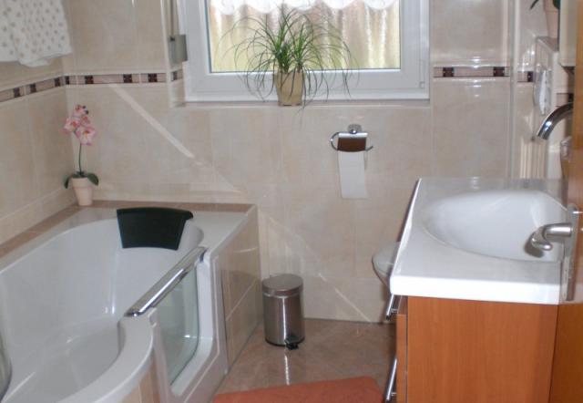 Photos for house 642354