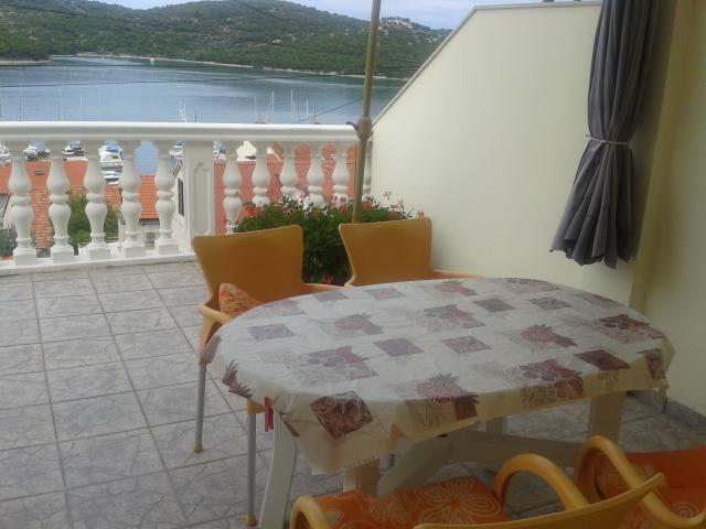 Photos for house 642364