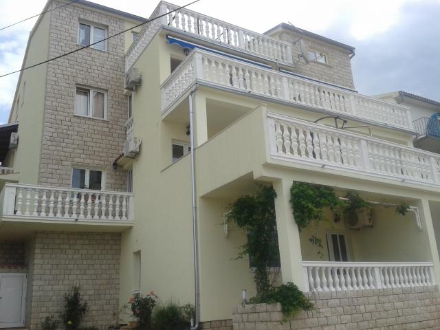 Photos for house 642364