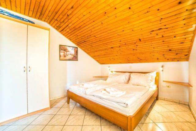 Photos for house 642365