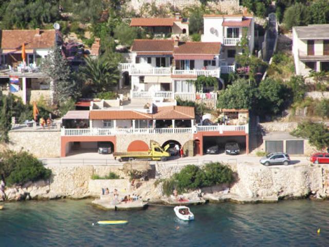 Photos for house 642443