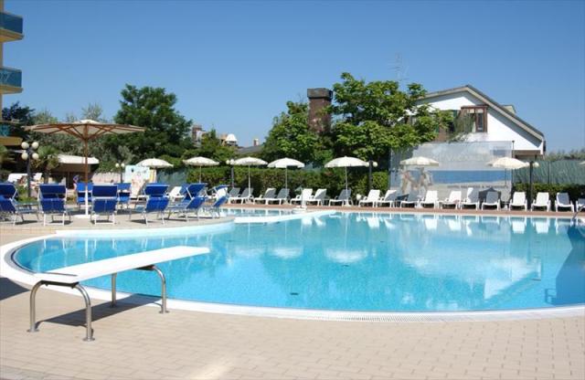 Photos for house 642510