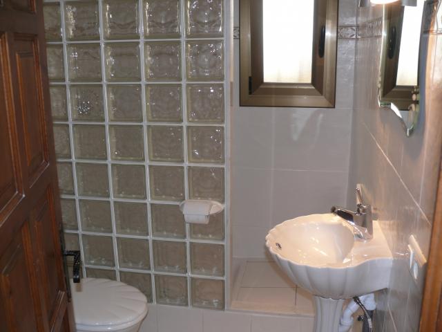 Photos for house 642523