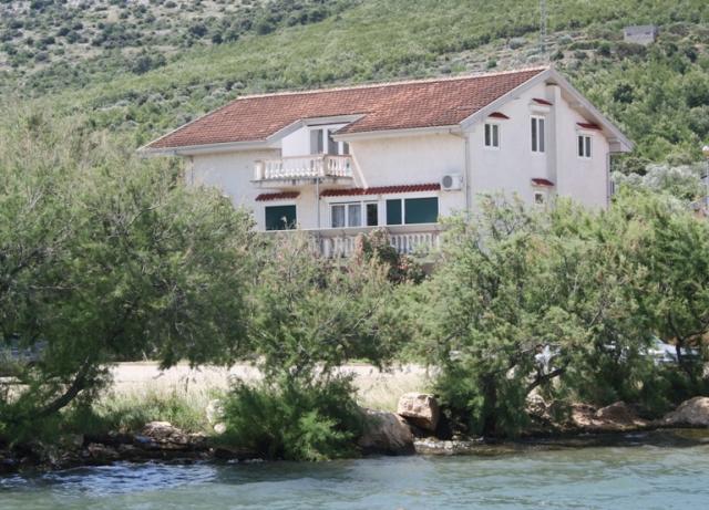 Photos for house 642626