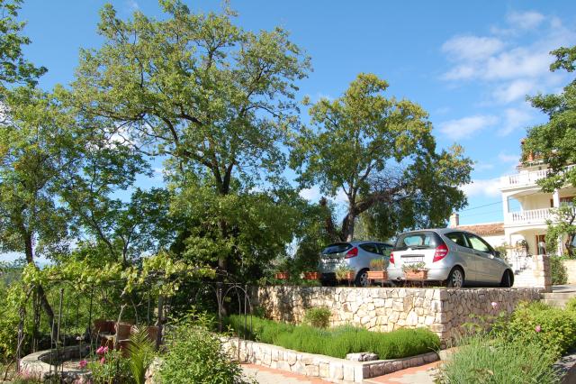 Photos for house 642749