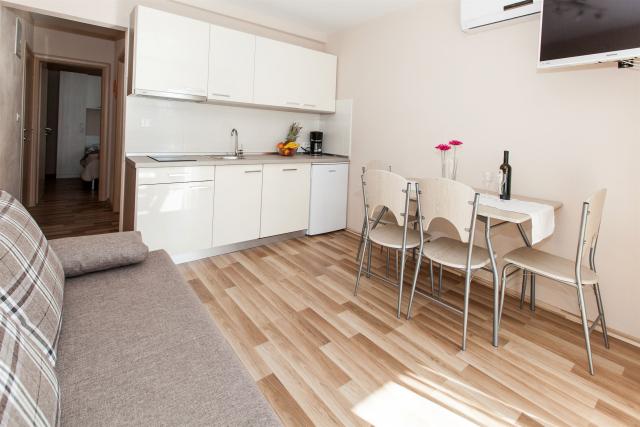 Photos for house 642860