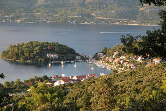 Photos for house 642915