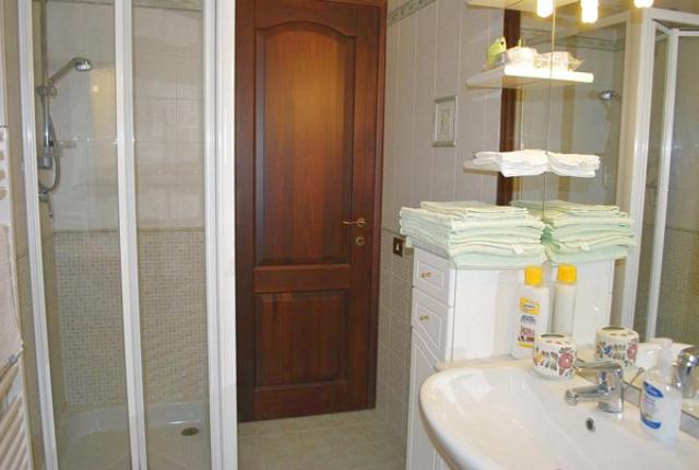 Photos for house 642944