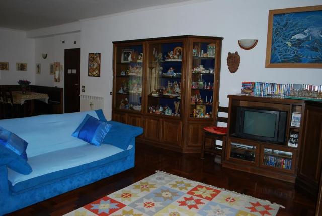 Photos for house 642944