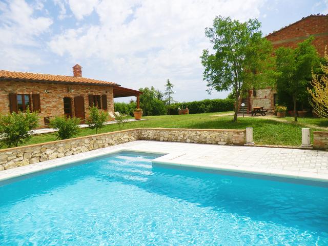 Photos for house 642962