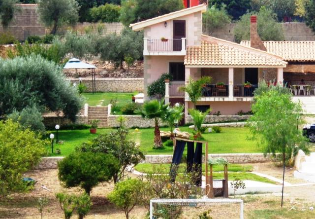 Photos for house 642966