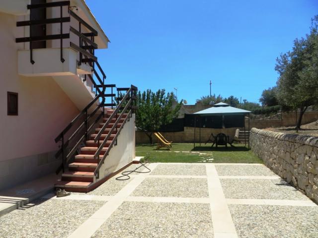 Photos for house 642966