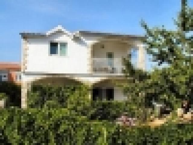 Photos for house 643058