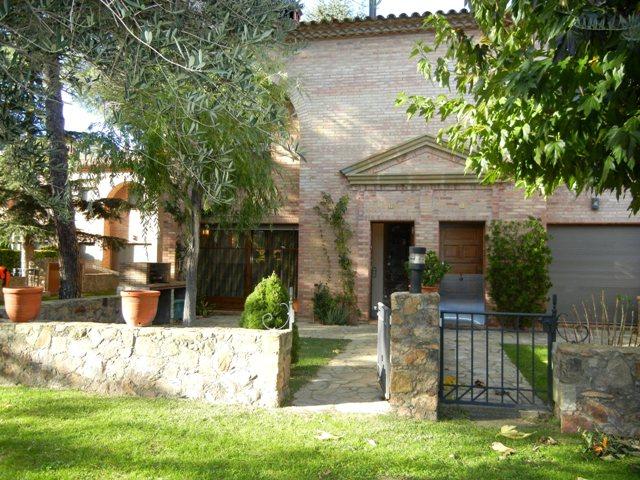 Photos for house 643061