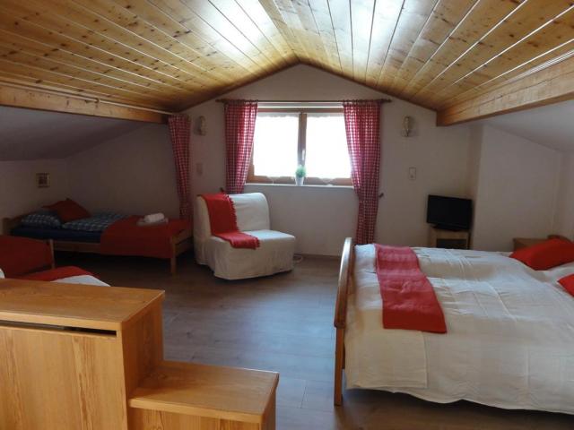 Photos for house 643095