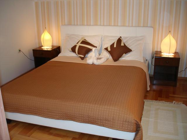 Photos for house 643128