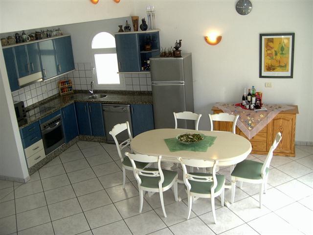 Photos for house 643140