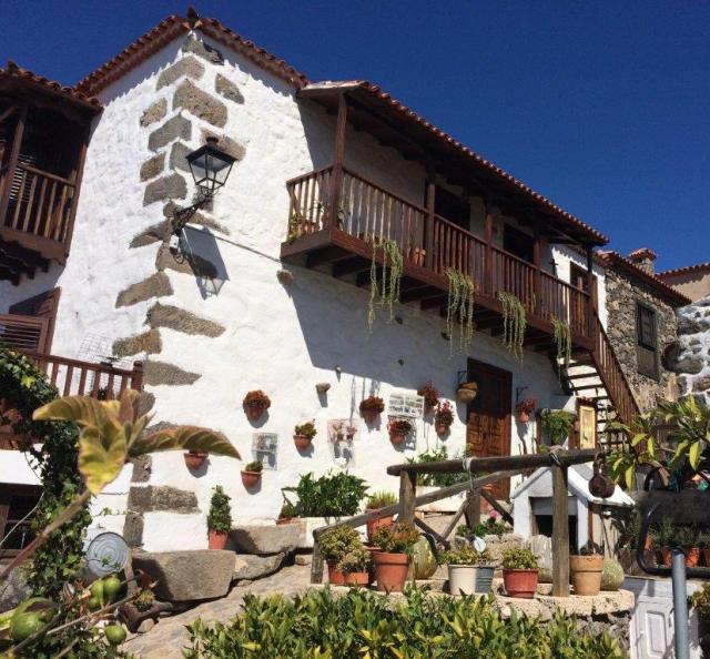 Photos for house 643152