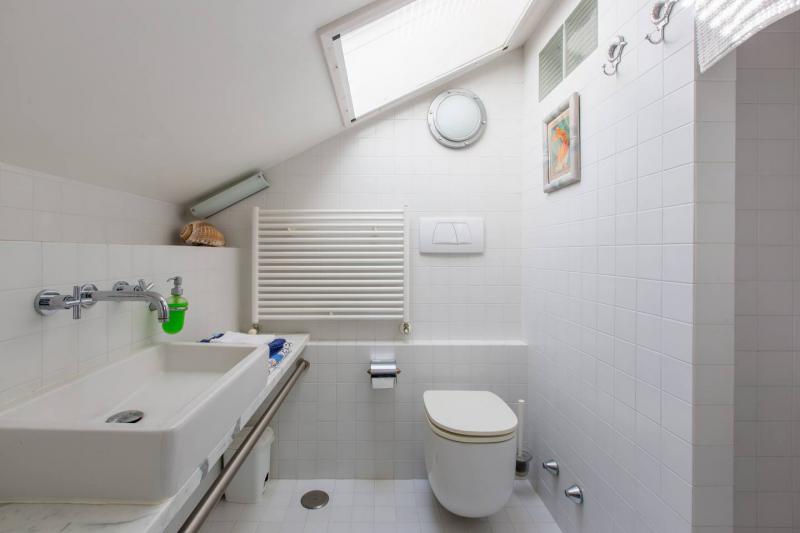 Photos for house 643163