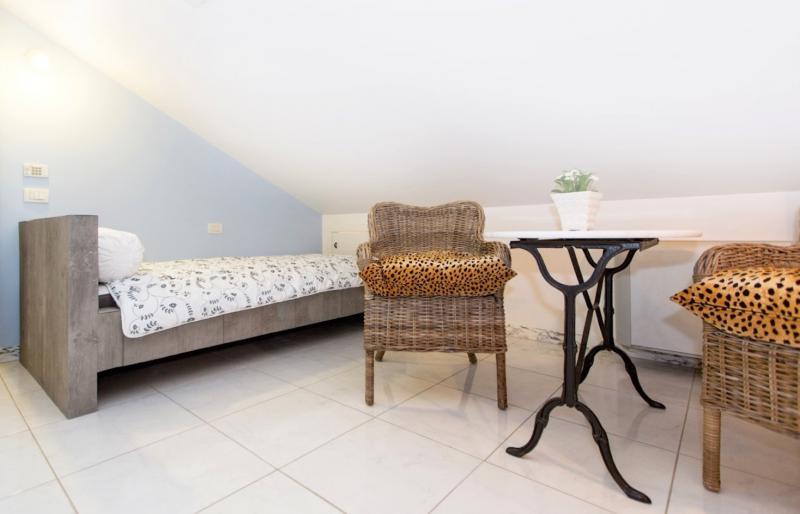 Photos for house 643163