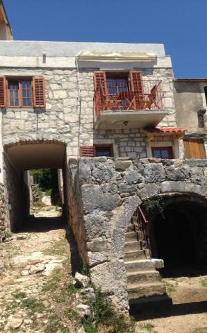 Photos for house 643170