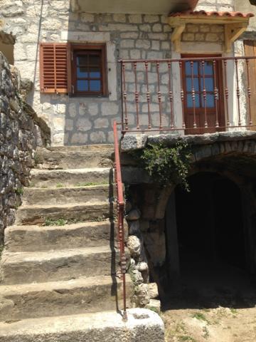 Photos for house 643170