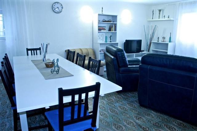 Photos for house 643174