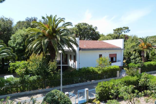 Photos for house 643174