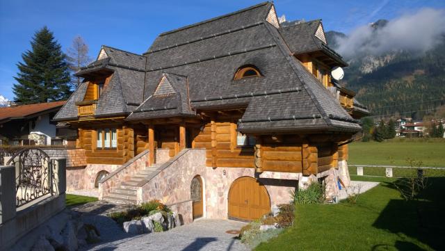 Photos for house 643185