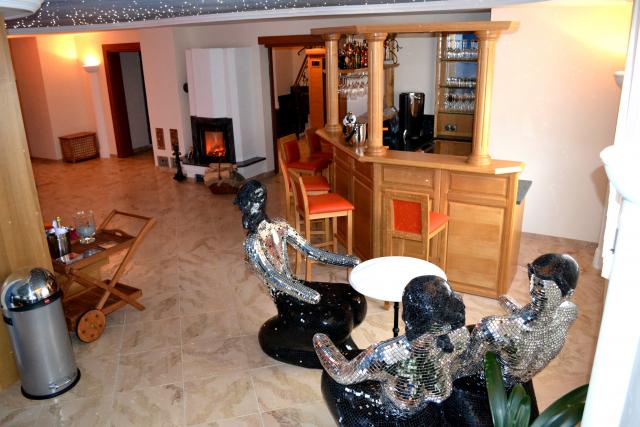 Photos for house 643185