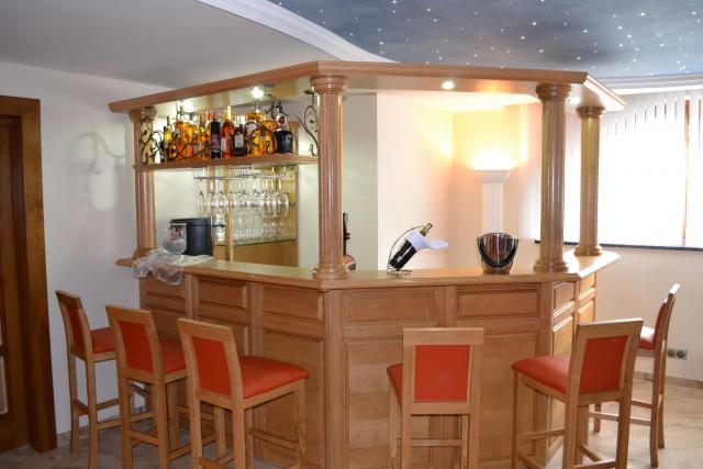 Photos for house 643185