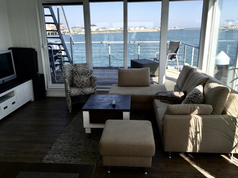 Photos for house 643186