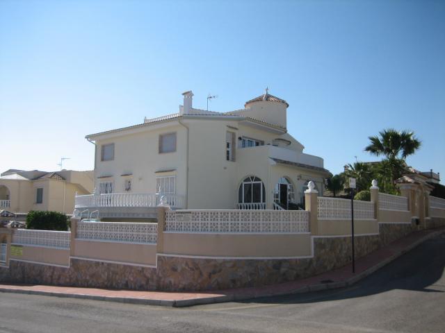 Photos for house 643187