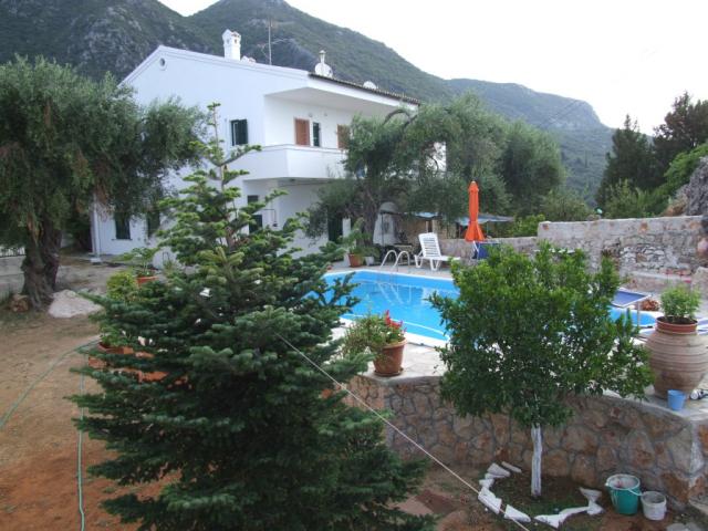 Photos for house 643199