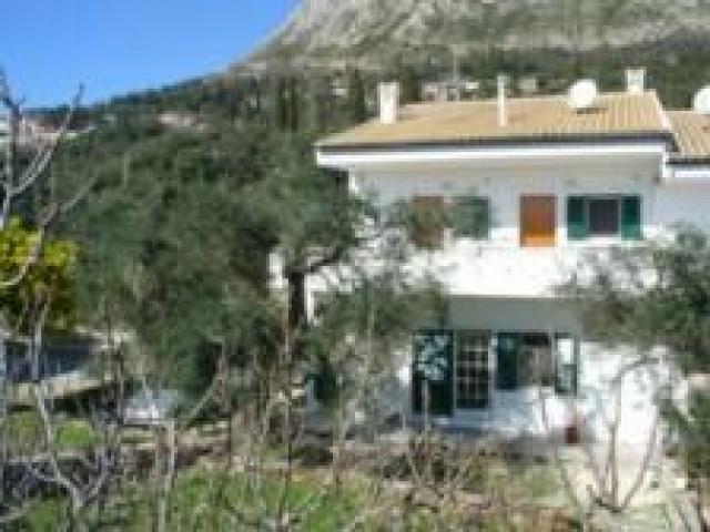 Photos for house 643199