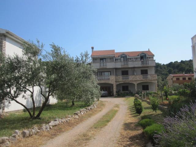 Photos for house 643202