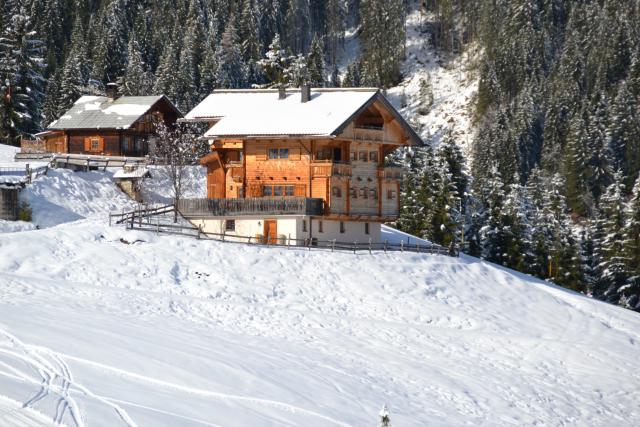 Photos for house 643209