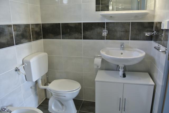 Photos for house 643260