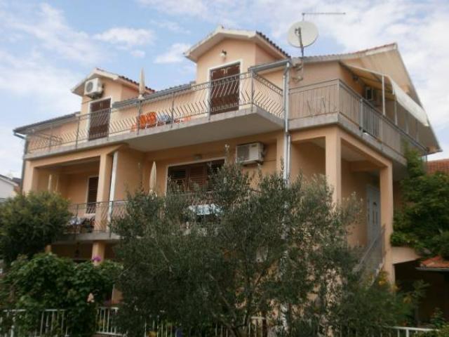 Photos for house 643264