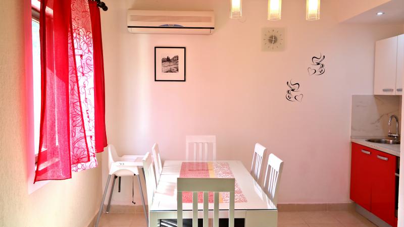 Photos for house 643334