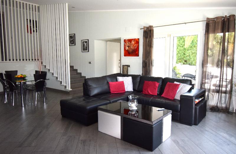 Photos for house 643444