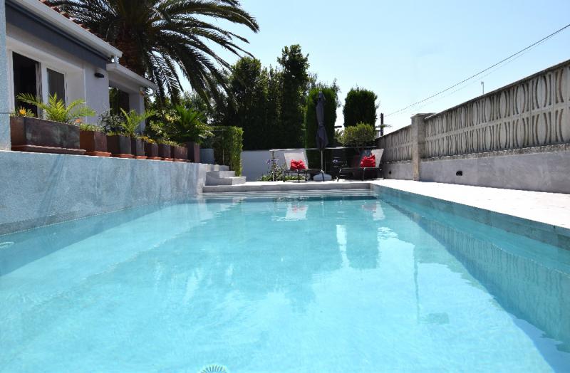 Photos for house 643444