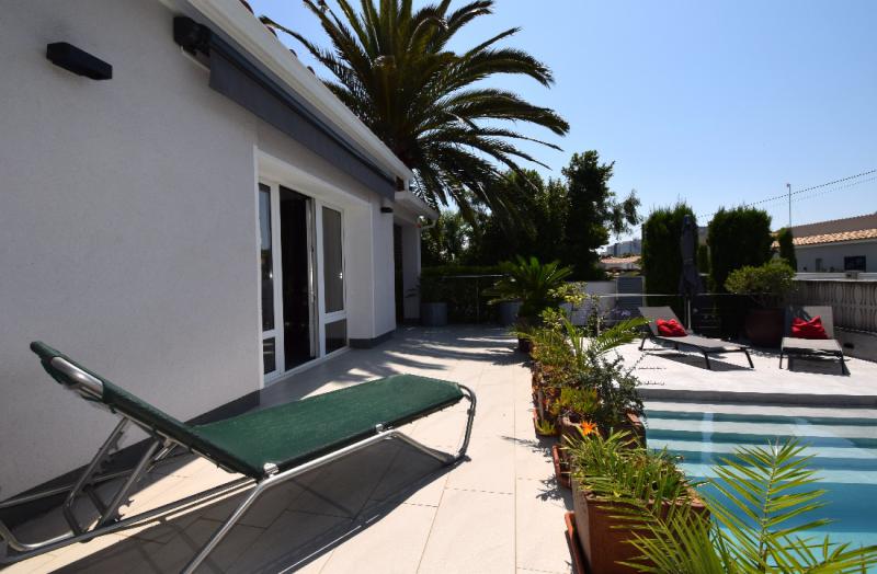 Photos for house 643444