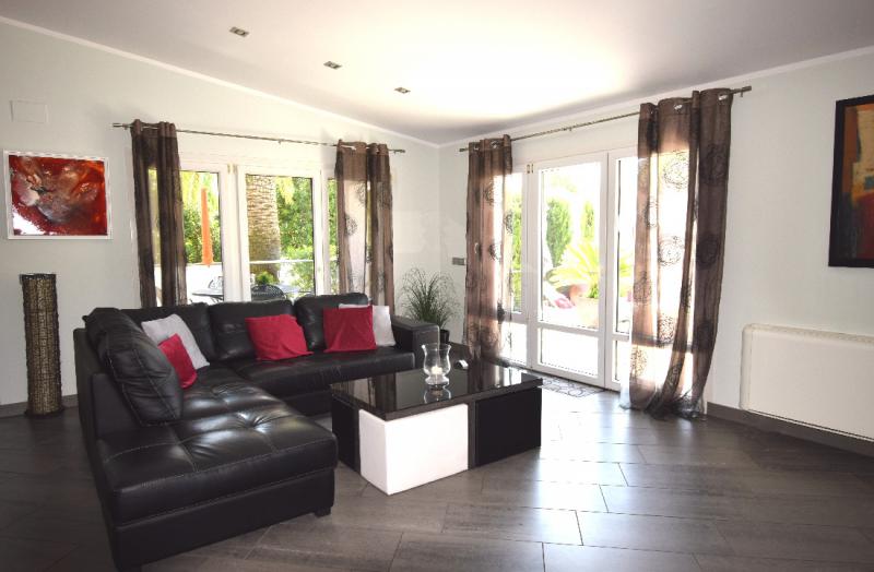 Photos for house 643444