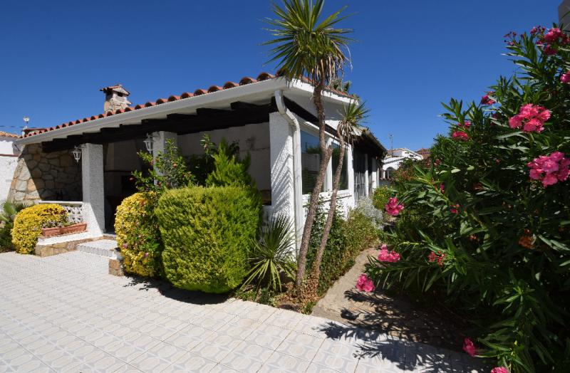 Photos for house 643497