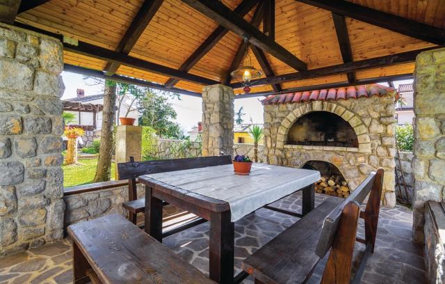 Photos for house 643503