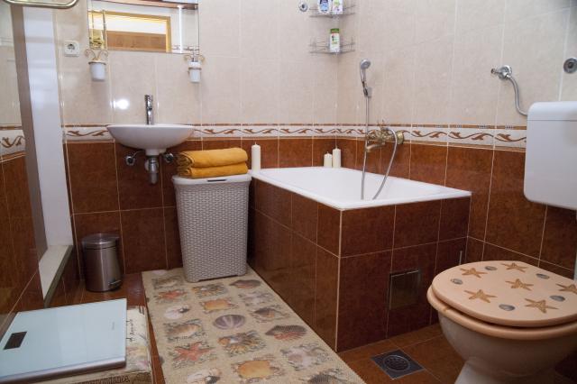 Photos for house 643543