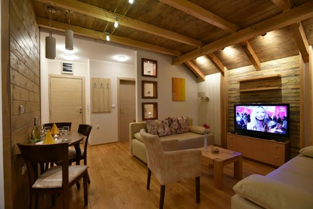 Photos for house 643563