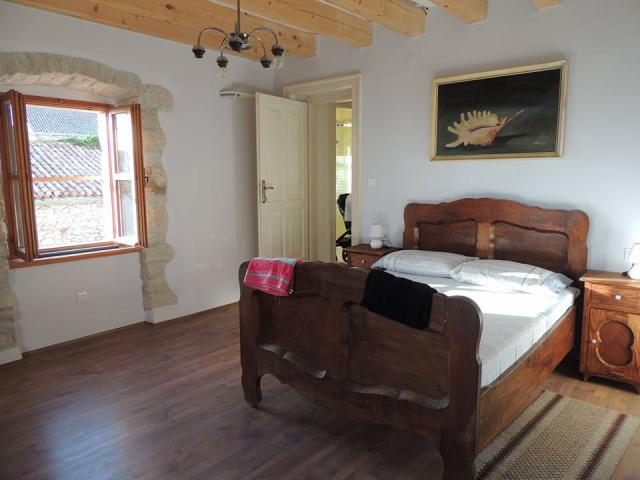 Photos for house 643570